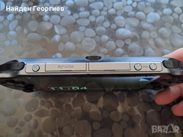 psvita хакната с карта памет 64 гб и 20 игри в самата конзола , снимка 3 - PlayStation конзоли - 50891317