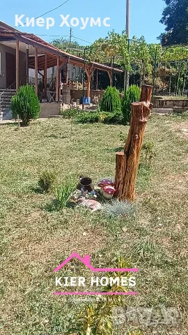 Къща с голям двор в с. Змейово, обл. Стара Загора, снимка 8 - Къщи - 56200045