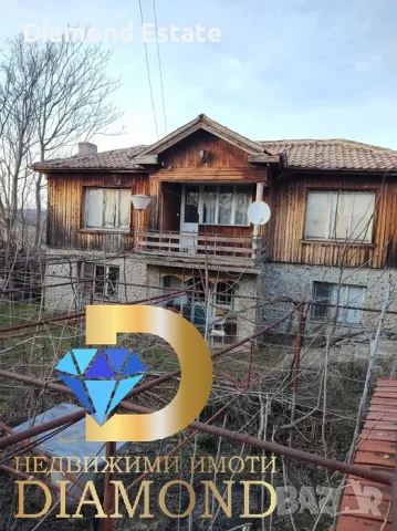Двуетажна къща в село Бодрово, обл. Хасково, снимка 3 - Къщи - 55885205