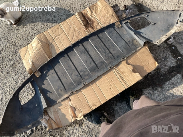 Добавка Спойлер под Предна Броня 7L5807061 Porsche Cayenne S 4.5 2005г 9PA, снимка 2 - Части - 53650230