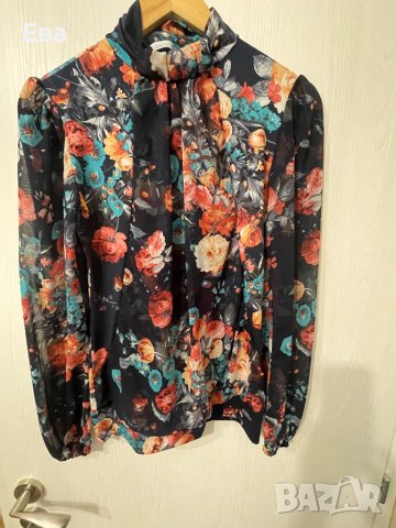 Елегантна блуза S size, снимка 4 - Блузи с дълъг ръкав и пуловери - 42219021