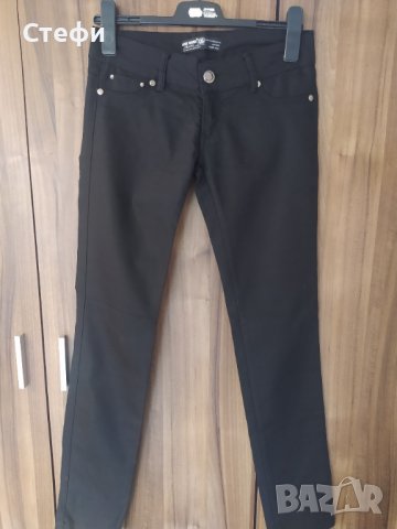 Дамски черен панталон One More Jeans