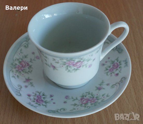 Сервиз за кафе - 6 бр. чашки с чинийки, снимка 2 - Сервизи - 42624230