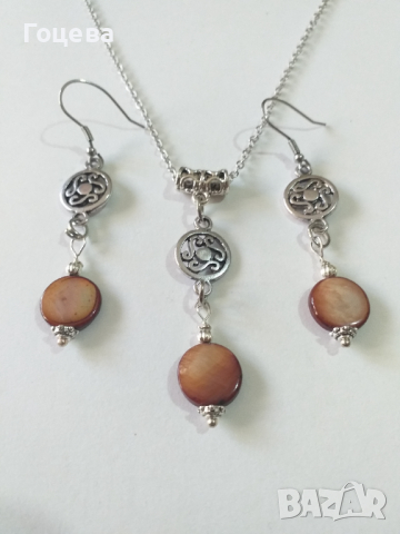 Красив Бохо комплект бижута с естествен кафяв седеф и орнаменти в цвят Сребро 