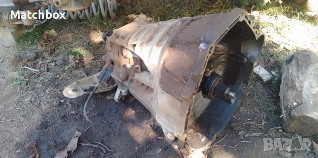 Скорости за Мерцедес 124 200Е бензин ,четиристепенни