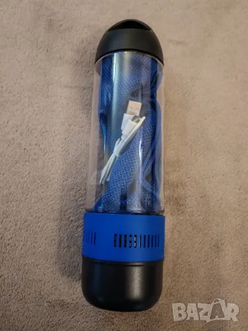 Спортна бутилка с блутут колонка и спортна кърпа. 