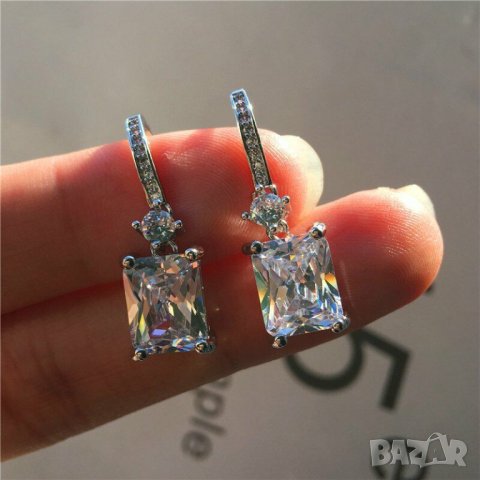 Обеци с бели циркони и кристали - висящи, снимка 2 - Обеци - 42075868