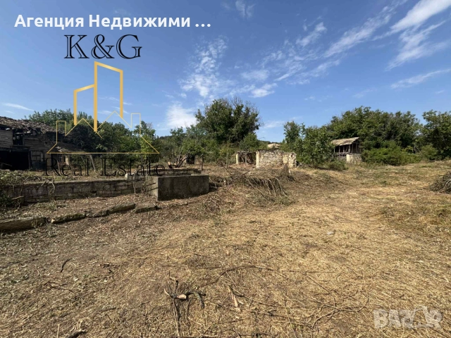 Едноетажна къща в с. Дряновец, снимка 8 - Къщи - 51462610