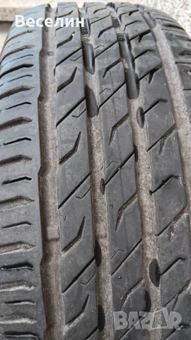 Летни гуми 215 65 16, снимка 3 - Гуми и джанти - 50455014