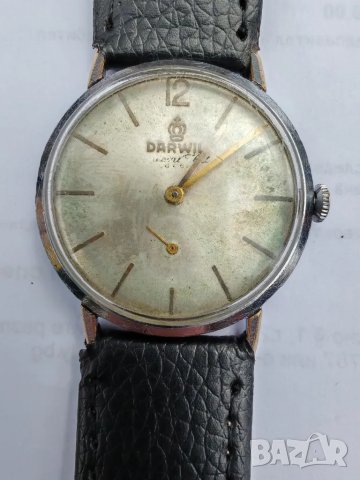 Стар,механичен,мъжки часовник DARWIL. 