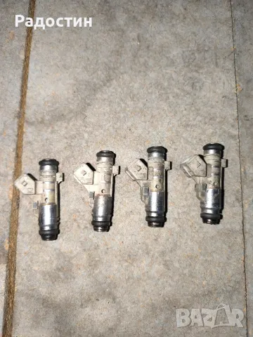 дюзи/инжектори за Пежо 206 1.4 бензин, снимка 1