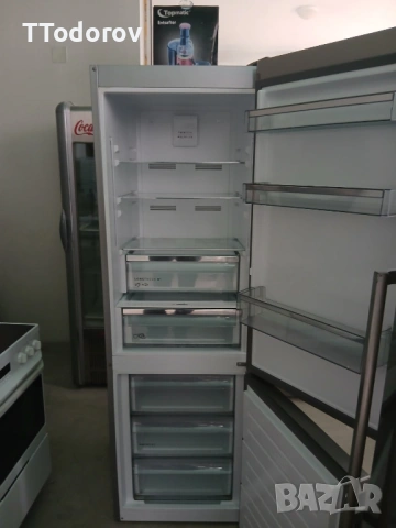 Хладилник с фризер AEG, RCS73421tx, A++, TwinTech® NoFrost , снимка 2 - Хладилници - 53237201
