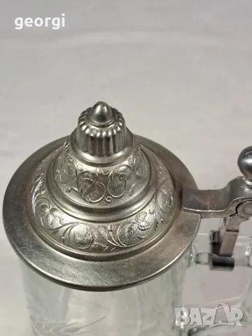 немска гравирана халба с калаен капак , снимка 2 - Антикварни и старинни предмети - 48564722