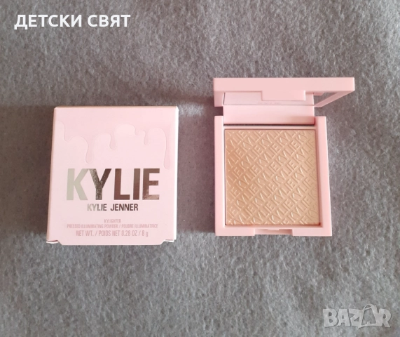 Нов хайлайтър KYLIE COSMETICS Kylighter Illuminating Powder 
