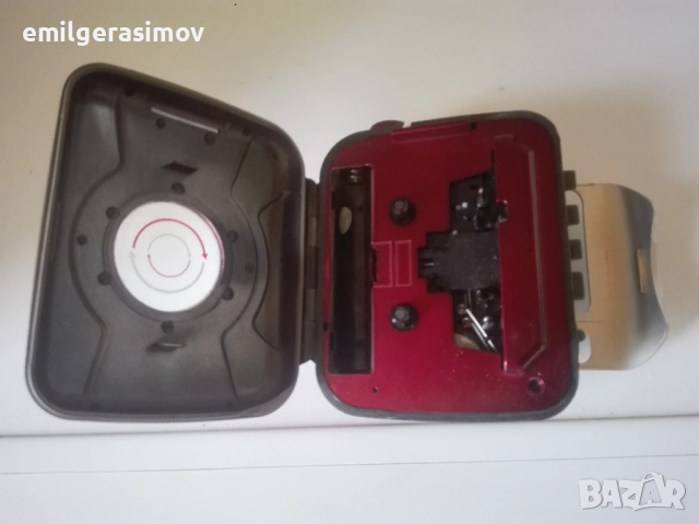  Радио GRUNDIG RF-150,уокмен Tevion и аудио касети., снимка 14 - Антикварни и старинни предмети - 51096483