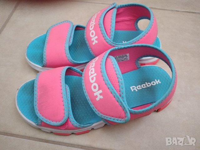 Детски сандалети Reebok номер 34, снимка 3 - Детски сандали и чехли - 40228135