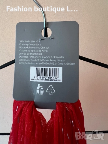 Нов червен шал с етикета със сребърни чертички като десен ❤️, снимка 6 - Шалове - 51920940