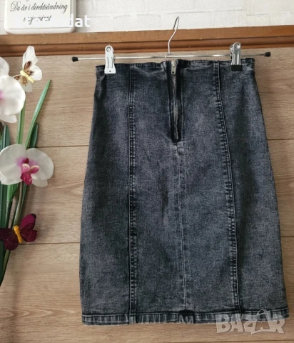 Черна дънкова пола висока талия , снимка 2 - Поли - 50851768