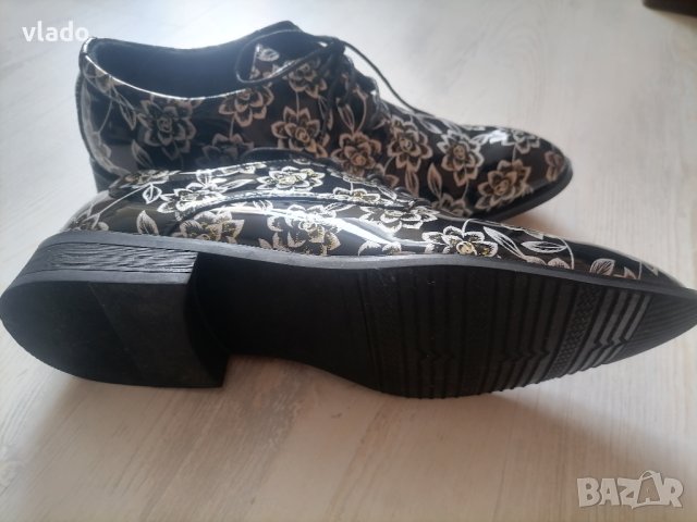 Мъжки лачени официални обувки , снимка 4 - Официални обувки - 40594100