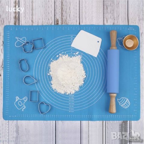 Силиконова подложка за месене и точене