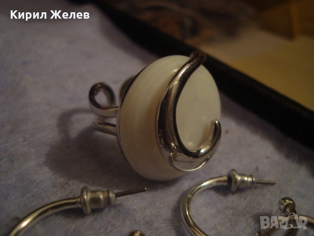 КОМПЛЕКТ АРТ СРЕБРИСТИ ПЕРЛЕНИ ОБЕЦИ и ПРЪСТЕН 26202, снимка 8 - Бижутерийни комплекти - 36064072