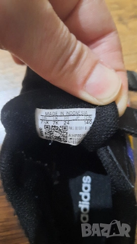 Маратонки Adidas , снимка 3 - Детски маратонки - 53730673