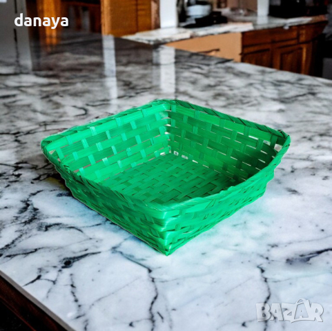 4556 Квадратен плетен панер в зелено, 26 см, снимка 3 - Аксесоари за кухня - 44528654