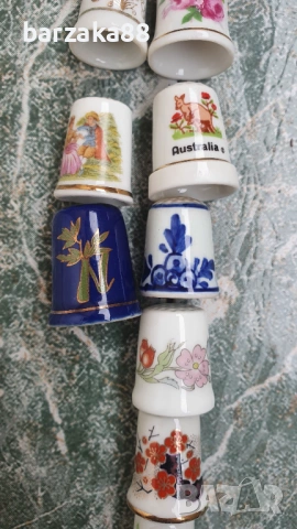 12 бр. Порцеланови Напръсници, снимка 2 - Колекции - 53162828