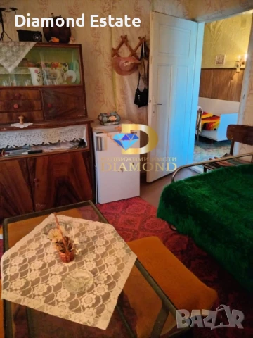 Едноетажна къща в село Елена, обл. Хасково, снимка 9 - Къщи - 51365405