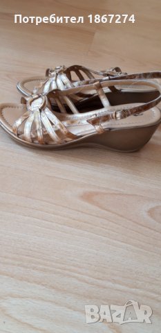 Обувки , снимка 12 - Дамски ежедневни обувки - 34402511