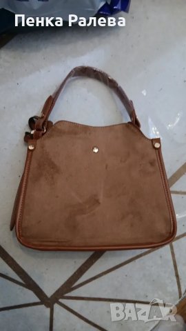 чанта UGG, снимка 2 - Чанти - 48246661