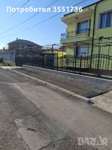 Огради,парапети, портали,навеси, гаражи и други  от ковано,гладко желязо и ламели 