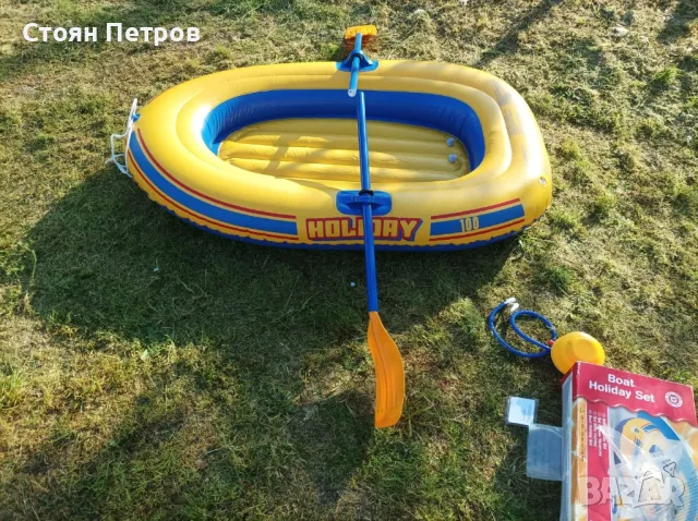 Надуваема лодка, нова