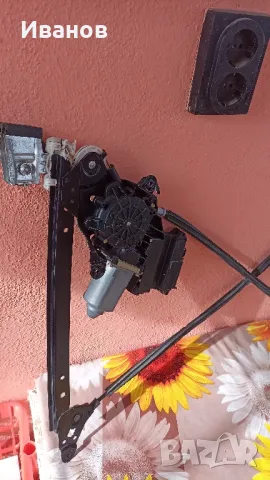 Стъклоповдигач заVw sharan /2000 -2005 г от задна дясна врата, снимка 5 - Автомобили и джипове - 48838812