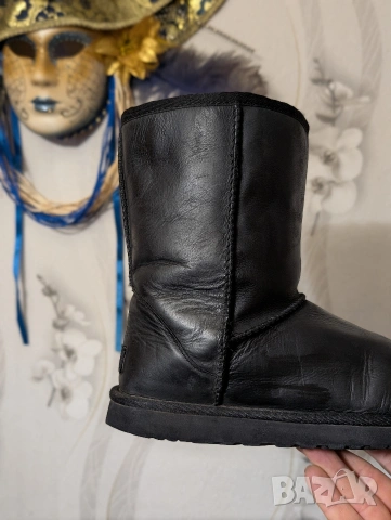 кожени ботуши UGG AUSTRALIA CLASSIC номер 38 , снимка 6 - Дамски ботуши - 53418350