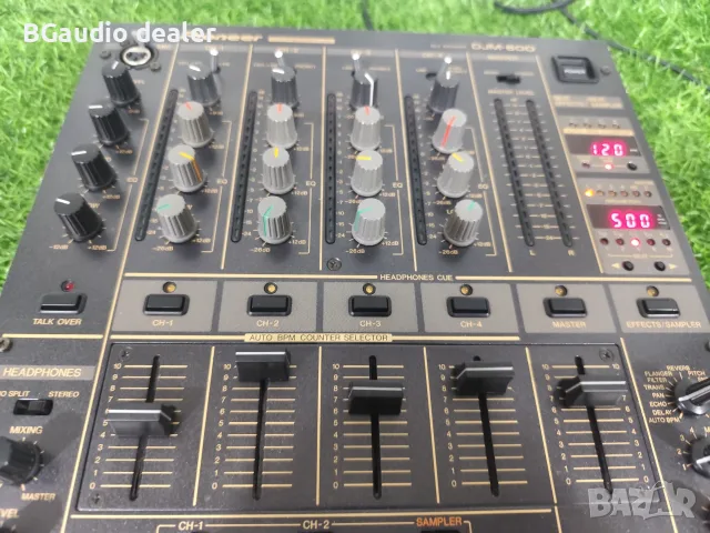 Pioneer DJM-600 – професионален 4-канален DJ пулт, снимка 5 - Ресийвъри, усилватели, смесителни пултове - 55791310