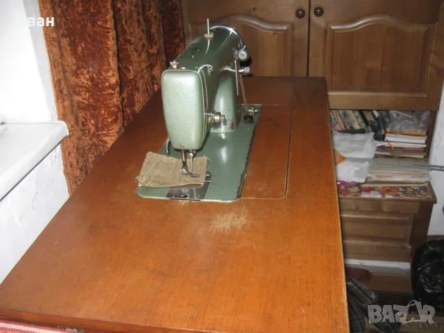 Продавам шевна машина Минерва, снимка 3 - Шевни машини - 56234017