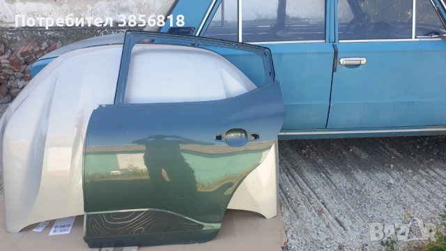 Задна лява врата за дачия сандеро три.