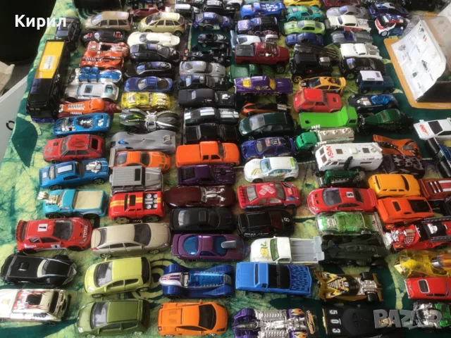 Minichamps,Bburago,Howheels,Autoart и други. Разпродажба на колекция!, снимка 13 - Колекции - 56144055