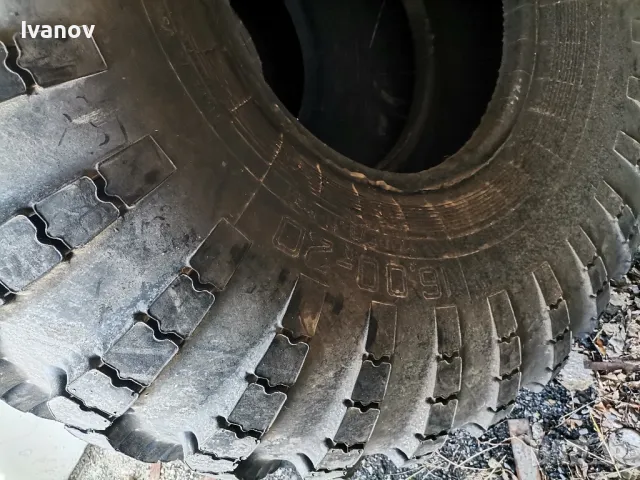 Руски Гуми 16.00-20, снимка 10 - Гуми и джанти - 48753526
