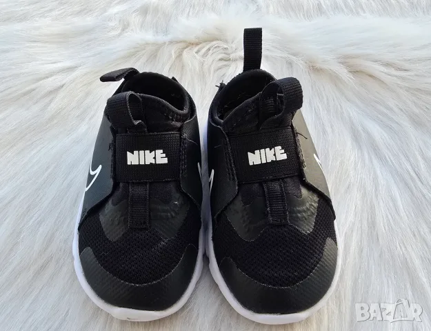 Детски маратонки Nike №21- 22, снимка 3 - Детски маратонки - 56405928