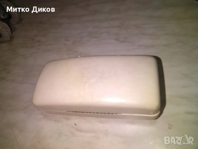 Кутия за очила Версаче с кърпичка, снимка 2 - Слънчеви и диоптрични очила - 52056049