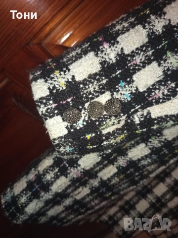 Ново Дамско Стилно Карирано Сако XL , снимка 7 - Сака - 53013998