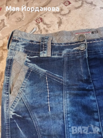 Оригинална дънкова пола Юнона с копринена долна част е Бохо стил. Номер Lx умалена, цена 37 лв., снимка 2 - Поли - 52331510