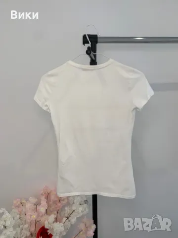 Тениска Guess размер S, снимка 9 - Тениски - 49890261