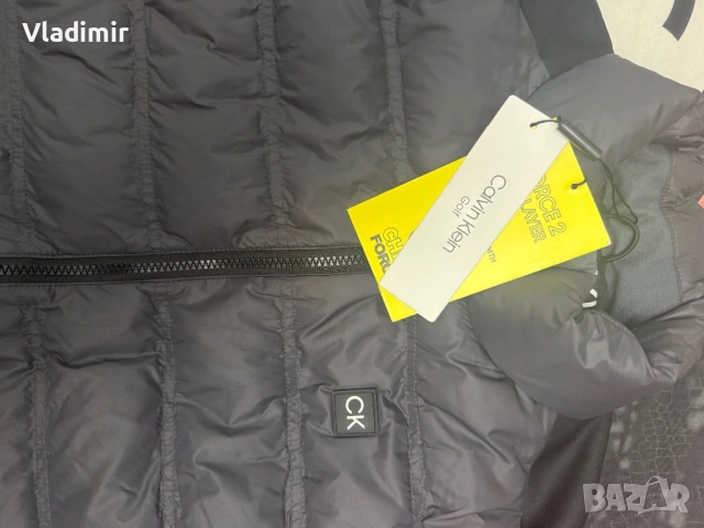 Оригинален елек на Calvin Klein, снимка 2 - Суичъри - 52879228