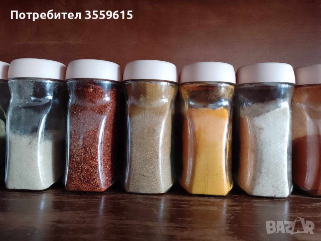 стъклени бурканчета с капачки за съхранение на подправки, снимка 1