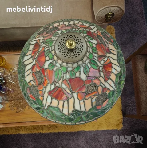 Настолна лампа Тифани витражно стъкло с масивна основа от във формата на петел, снимка 3 - Настолни лампи - 56162328