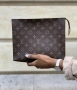 Клъч Louis Vuitton, снимка 2