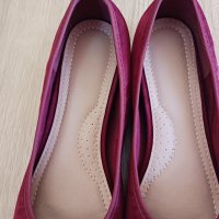 Тъмно червени обувки, стелка 25,5см, снимка 3 - Дамски ежедневни обувки - 41495295